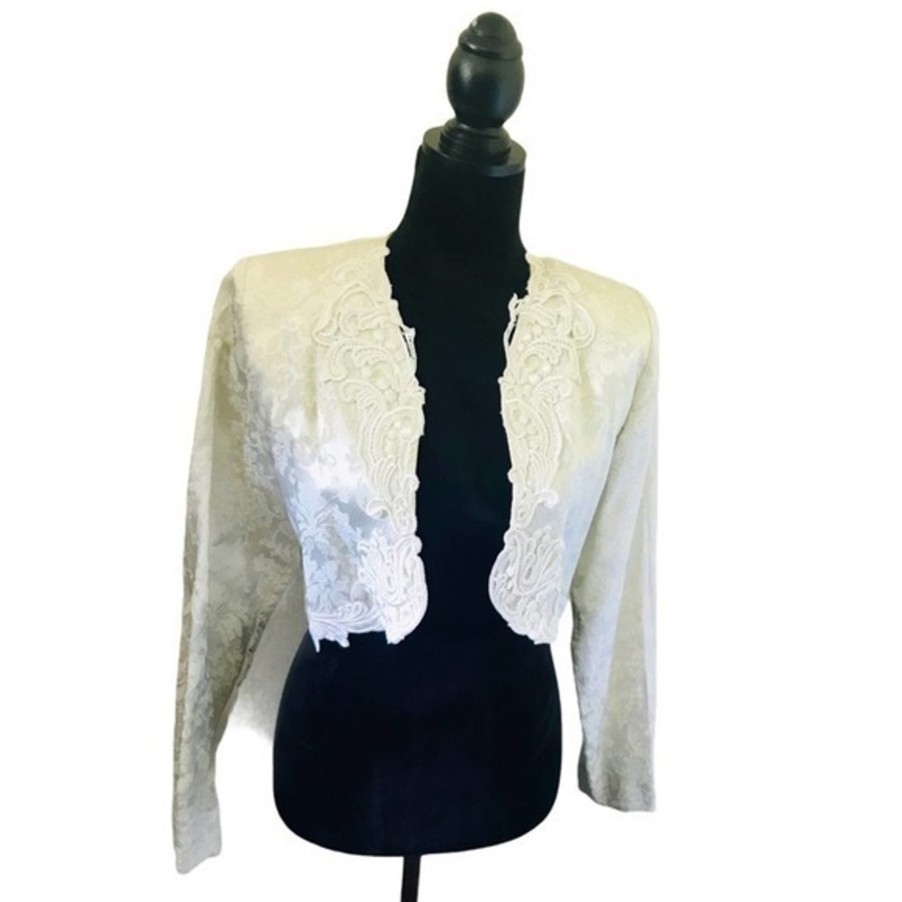 Scott McClintock Cream/Gold Cropped Jacket Size S